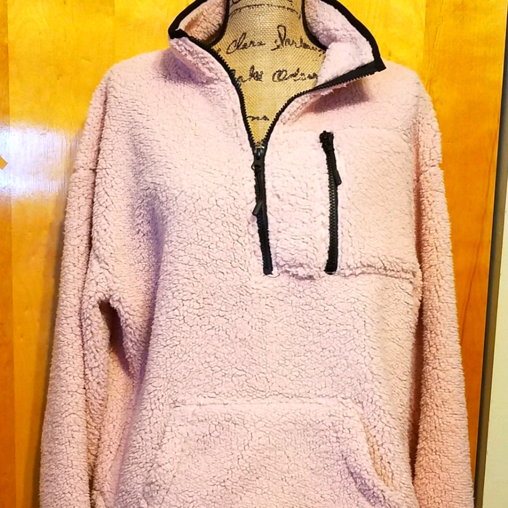 Fleece pullover
